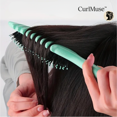 CurlMuse™ Definer Brush