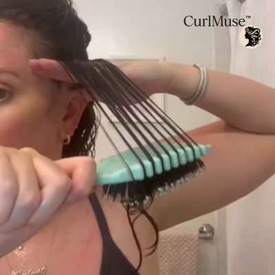 CurlMuse™ Definer Brush